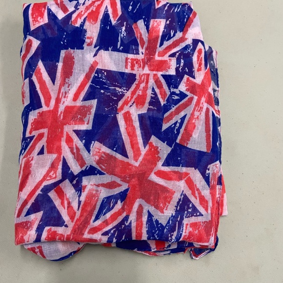 3 Sheer Scarves - Picture 7 of 7